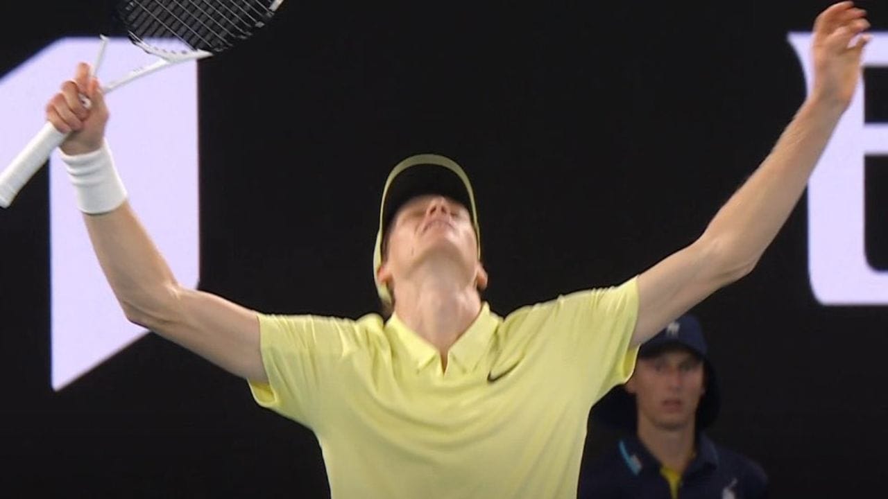 Australian Open 2025: Jannik Sinner ने Zverev को सीधे सेटों में हराकर जीता खिताब