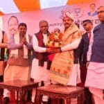 रघुवर दास की बीजेपी में इंट्री: चंपाई, अर्जुन मुंडा जैसे नेता रहे दूर