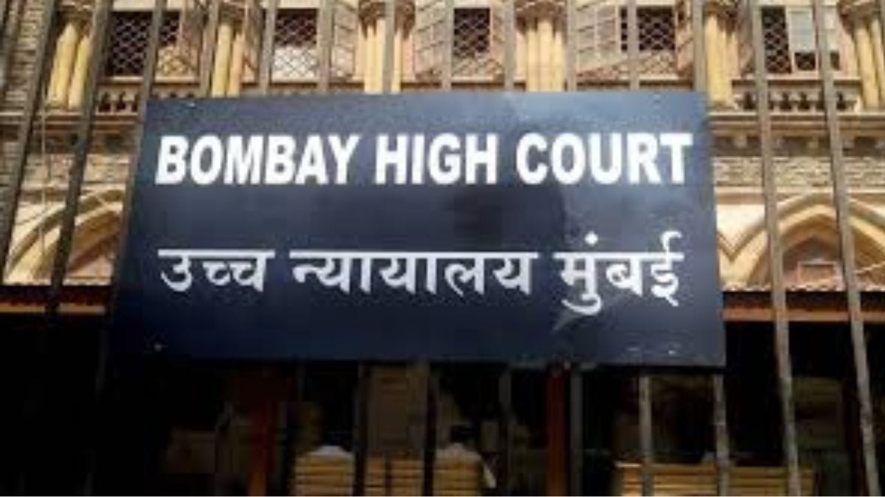 Bombay High Court ने Election Commission को नोटिस जारी किया