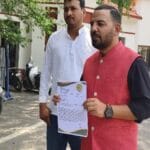 विधायक जयराम महतो के लिए z श्रेणी की सुरक्षा की मांग को लेकर राज्यपाल को ज्ञापन
