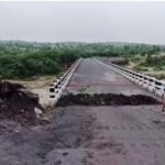 उद्घाटन से पहले टूटा छह करोड़ का पुल, मानसून ने खोली भ्रष्टाचार की परतें