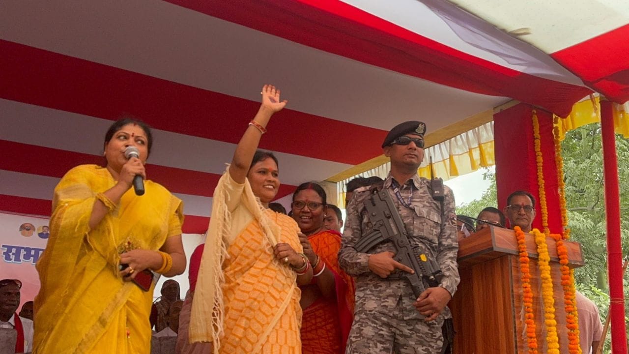 बिहार के पूर्व मुख्यमंत्री की बहू के प्रचार वाहन से शराब बरामद, मचा सियासी बवाल