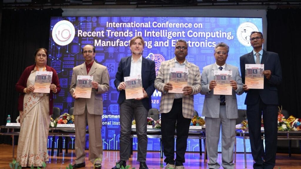 Niamt रांची में rtime-2025 अंतरराष्ट्रीय टेक सम्मेलन 1 Niamt और iiit रांची के बीच महत्वपूर्ण mou पर हस्ताक्षर