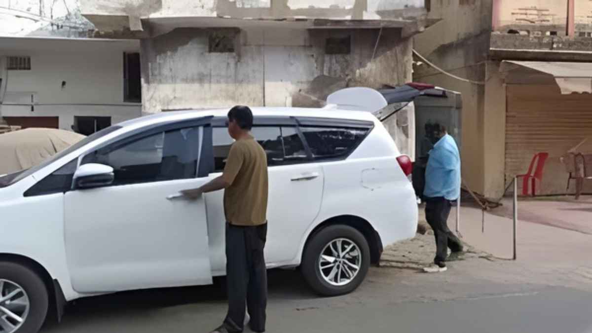 पूर्व मंत्री मिथलेश ठाकुर के भाई के ठिकानों पर CGST का छापा, क्या बड़े टैक्स खेल का होगा खुलासा?