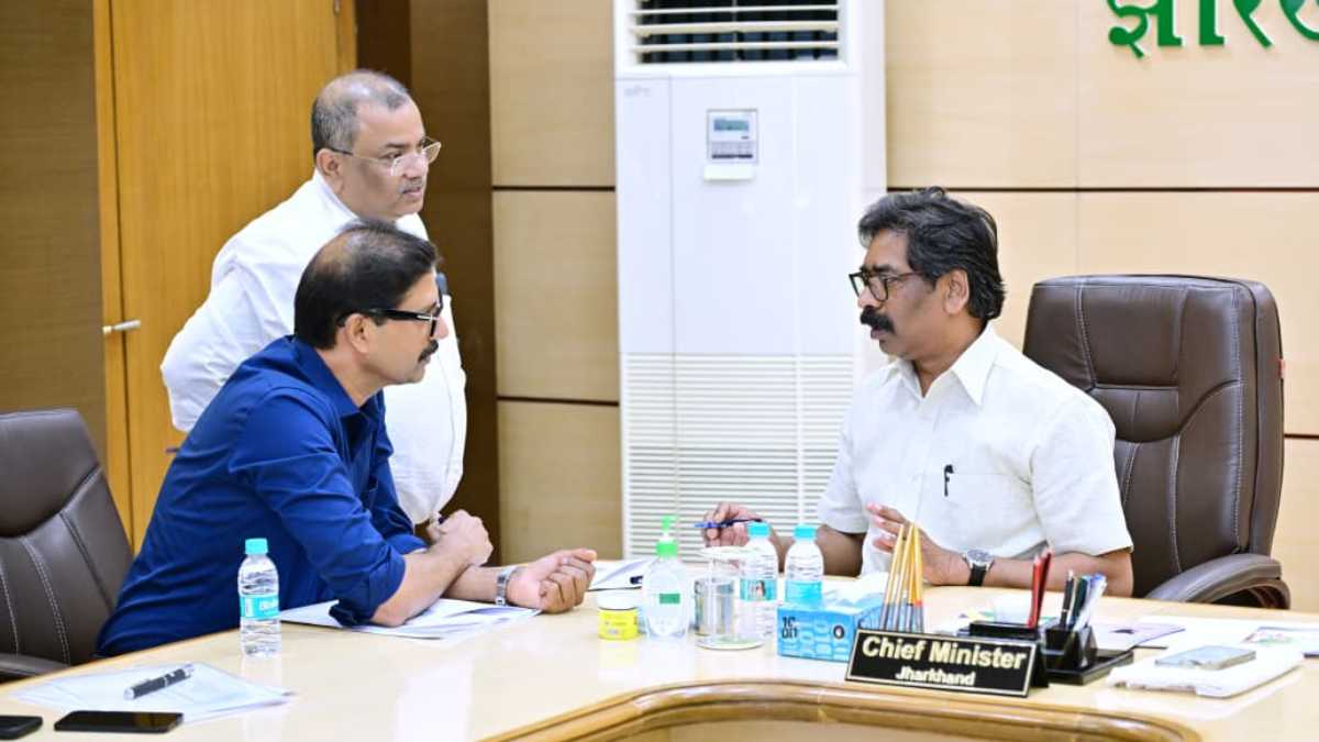 रांची के ट्रैफिक से मिलेगी बड़ी राहत: सिरमटोली-कांटाटोली फ्लाईओवर पर सीएम हेमंत सोरेन का बड़ा एक्शन, क्या अब बदलेगी शहर की सूरत?