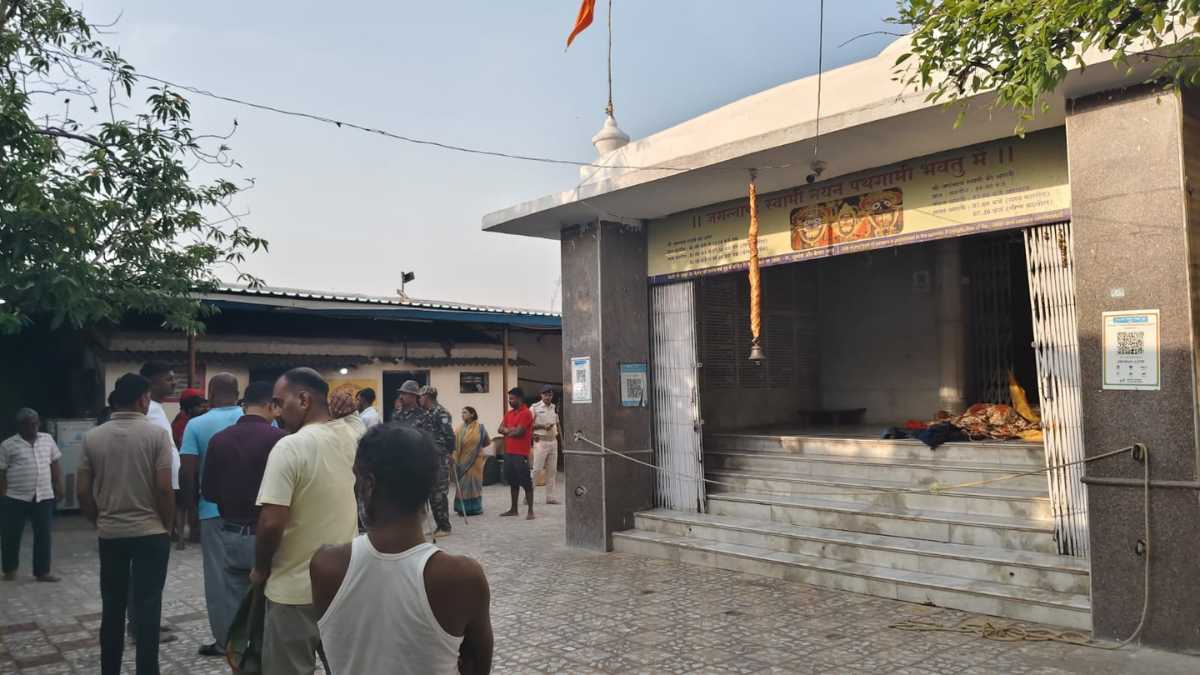 रांची के ऐतिहासिक जगन्नाथपुर मंदिर में खून से सना फर्श: गार्ड की बेरहमी से हत्या के बाद क्या अब आस्था के केंद्र भी सुरक्षित नहीं?