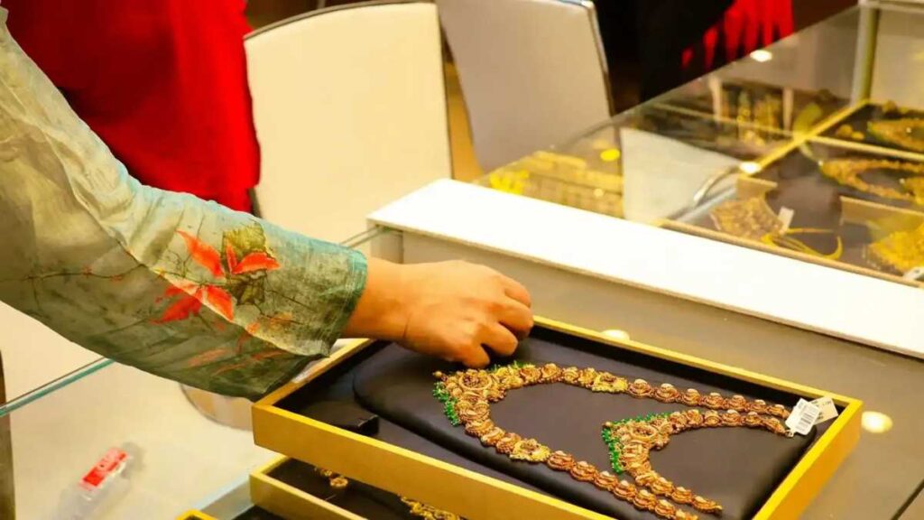 एक्सपर्ट एनालिसिस: क्या दाम और गिरेंगे?