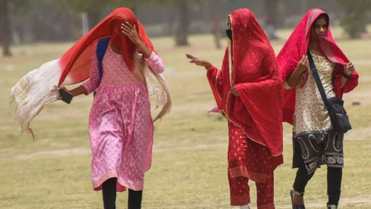 झारखंड में आसमानी आफत: डाल्टनगंज में पारा 44 पार, रांची में गर्मी ने तोड़ा रिकॉर्ड, क्या अब मिलेगी राहत?