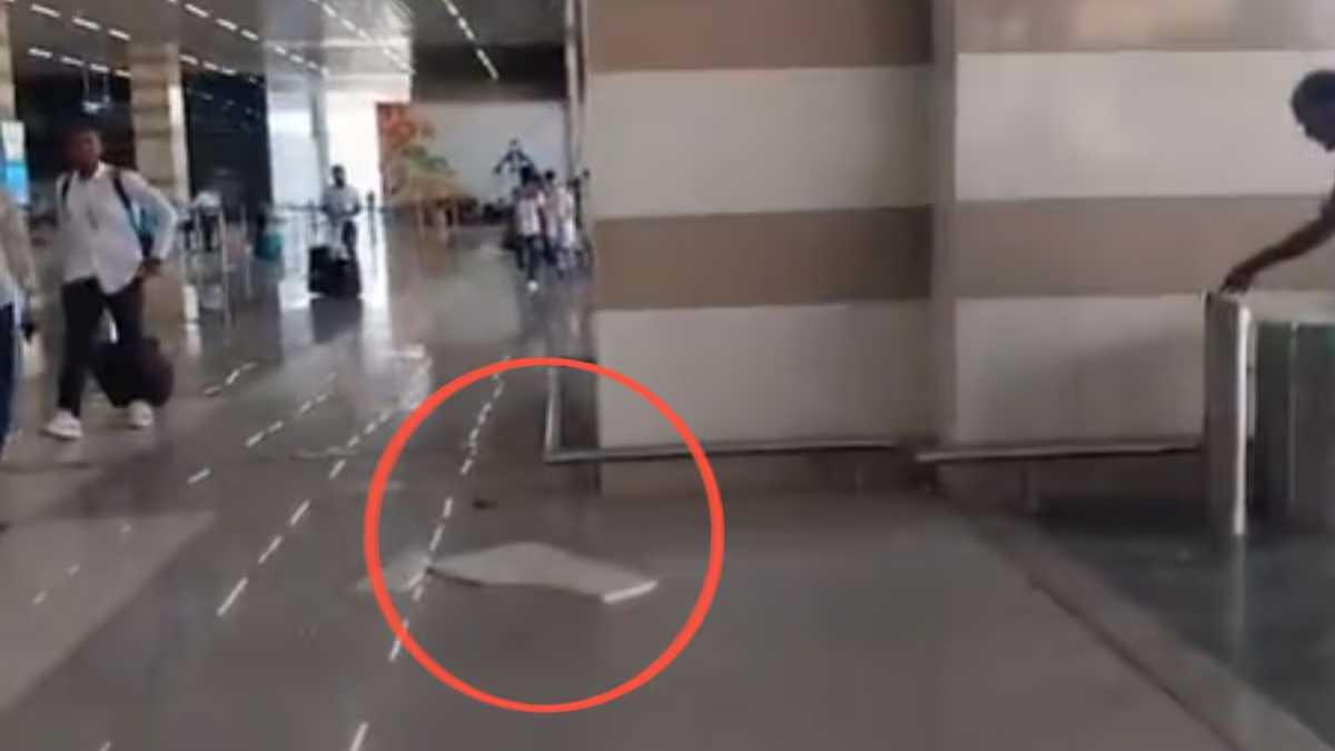 पटना एयरपोर्ट पर बड़ा हादसा टला: उद्घाटन के कुछ ही महीनों बाद गिरने लगीं टाइल्स, तेजस्वी का तीखा तंज- 'क्या यही है विकास?'