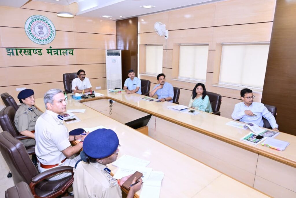 जगुआर कैंपस में युद्ध स्तर पर होगा काम