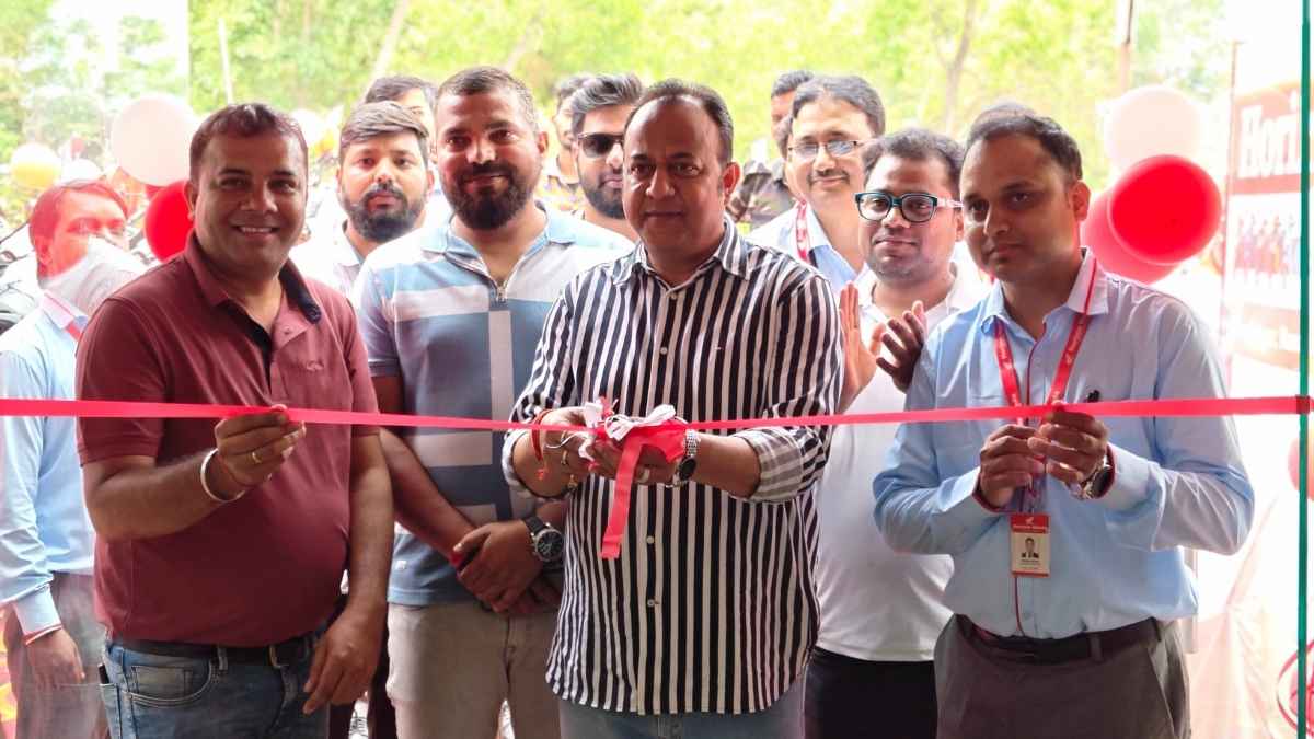 रांची में बड़ा धमाका: हवाई नगर में खुला ‘हॉरिजन होंडा’ का नया शोरूम, हटिया विधायक नवीन जायसवाल ने किया भव्य उद्घाटन, क्या हैं इसके मायने?