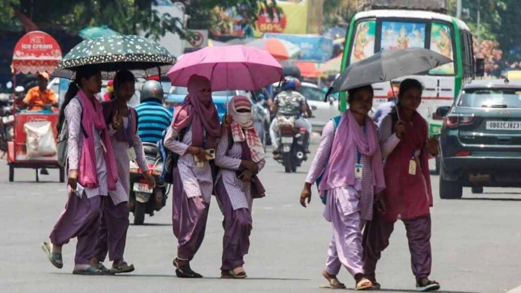 Heatwave in delhi ncr and punjab yellow alert weather update 2026