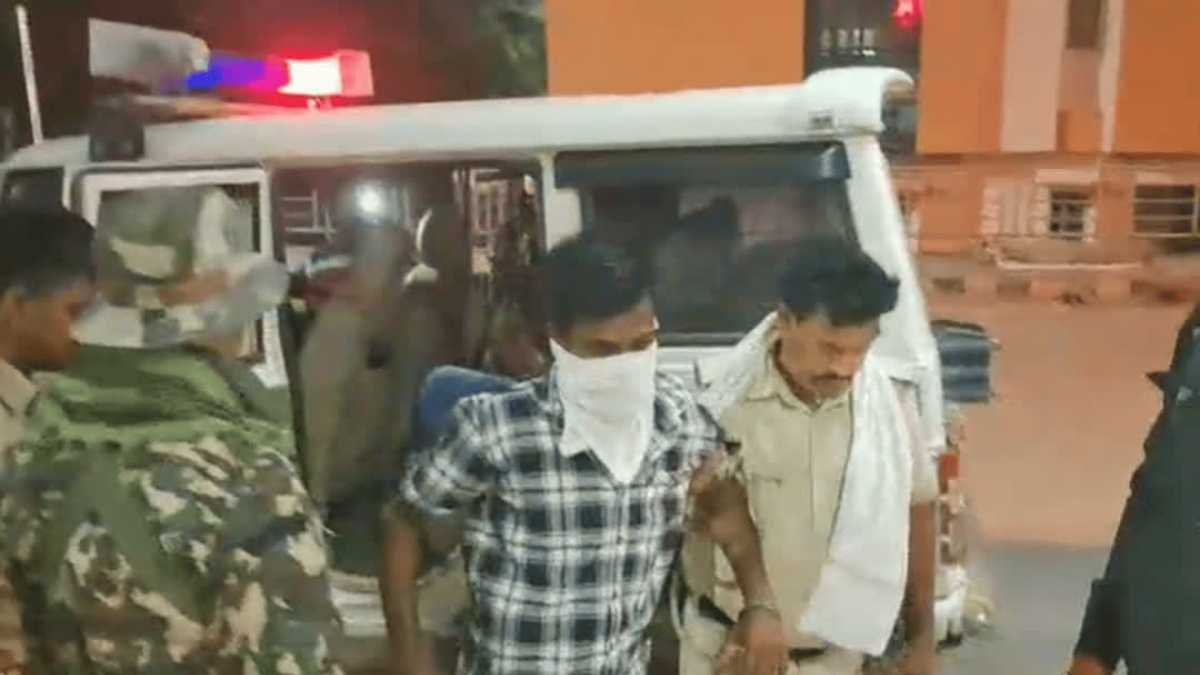 पटना में आधी रात खूनी मुठभेड़: बिहटा के पास पुलिस ने दो खूंखार शार्प शूटर्स को बीच सड़क घेरा, गोलियों की तड़तड़ाहट से दहला इलाका
