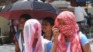 झारखंड में आसमान से बरस रही आग; डालटनगंज 44. 8°c पर झुलसा, जानें आपके शहर का हाल