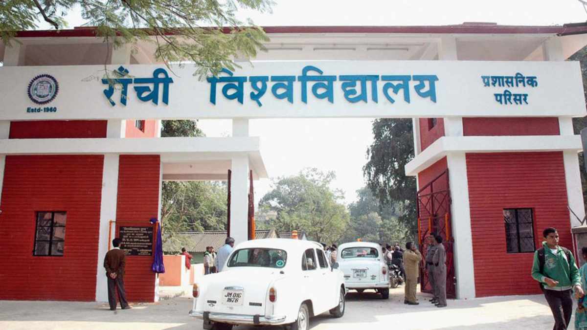 रांची यूनिवर्सिटी का ‘टाइम मशीन’ घोटाला: 2 साल की डिग्री, 10 साल का इंतज़ार और मंत्री जी का दुलार!