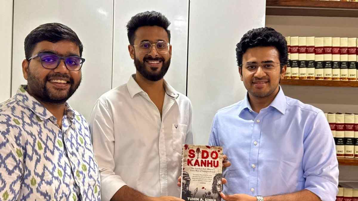 तेजस्वी सूर्या से मिले वेदांत कौस्तव, क्यों बढ़ी सियासी हलचल?