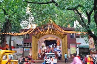 रांची पहाड़ी मंदिर के पास हटेंगे अतिक्रमण, सावन 2026 के लिए प्रशासन ने खींची ब्लूप्रिंट