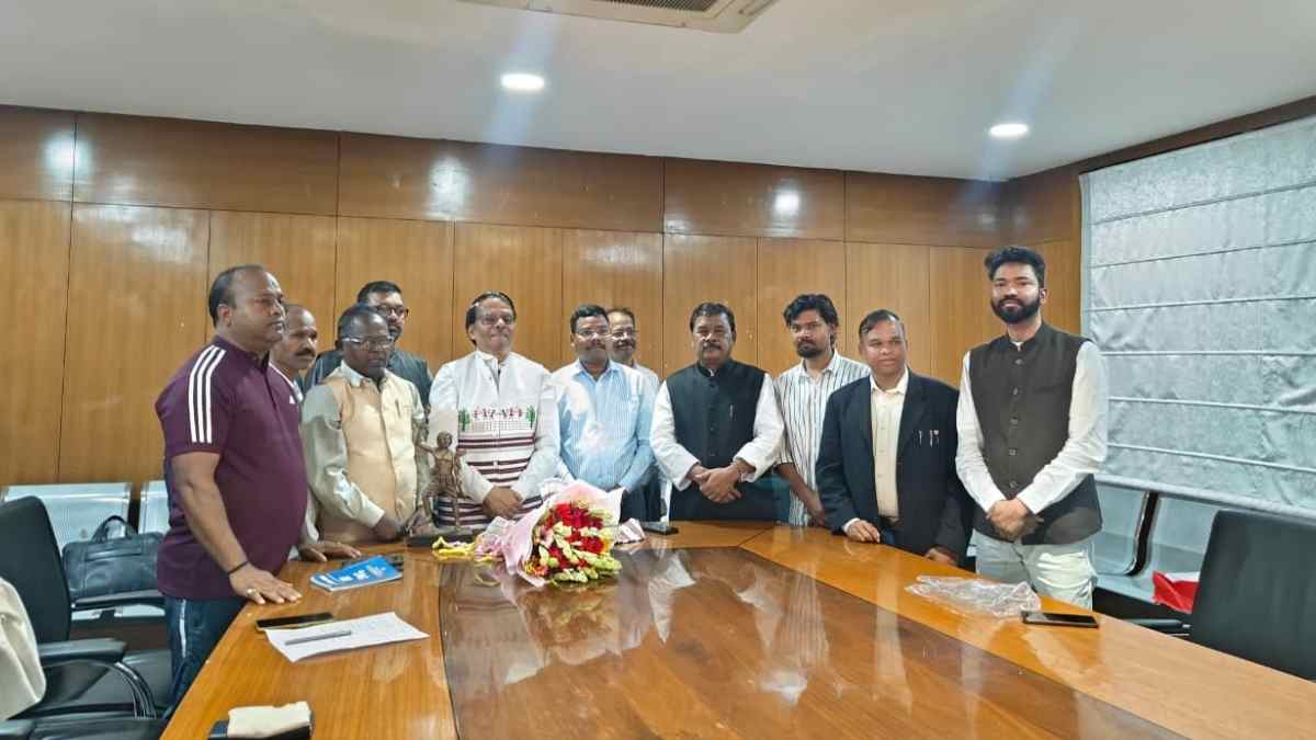 परिसीमन पर झारखंड में आर-पार, राहुल गांधी से मिलेगा आदिवासी डेलिगेशन