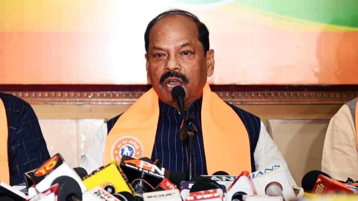 जेपीएससी-पेपर लीक पर रघुवर का बड़ा हमला: 'दम है तो झारखंड सरकार से समर्थन वापस ले कांग्रेस'