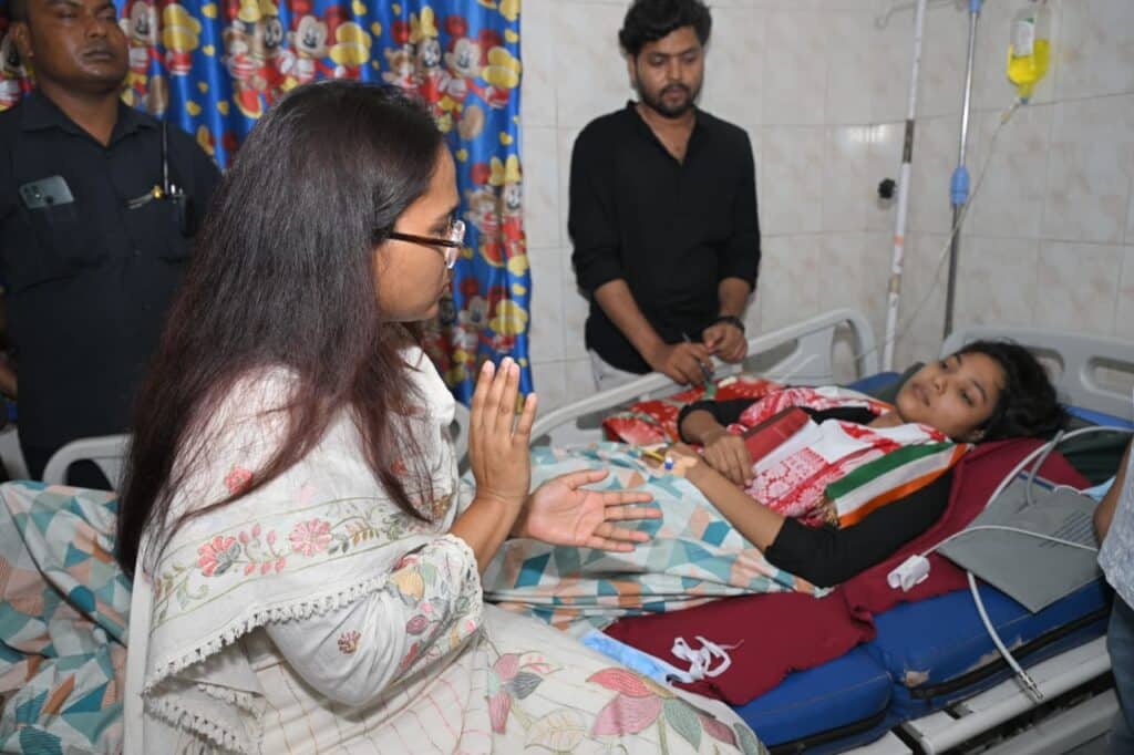 अस्पताल के वार्ड से सीधी रिपोर्ट: मंत्री ने जाना हाल, छात्रों ने खोला बड़ा राज