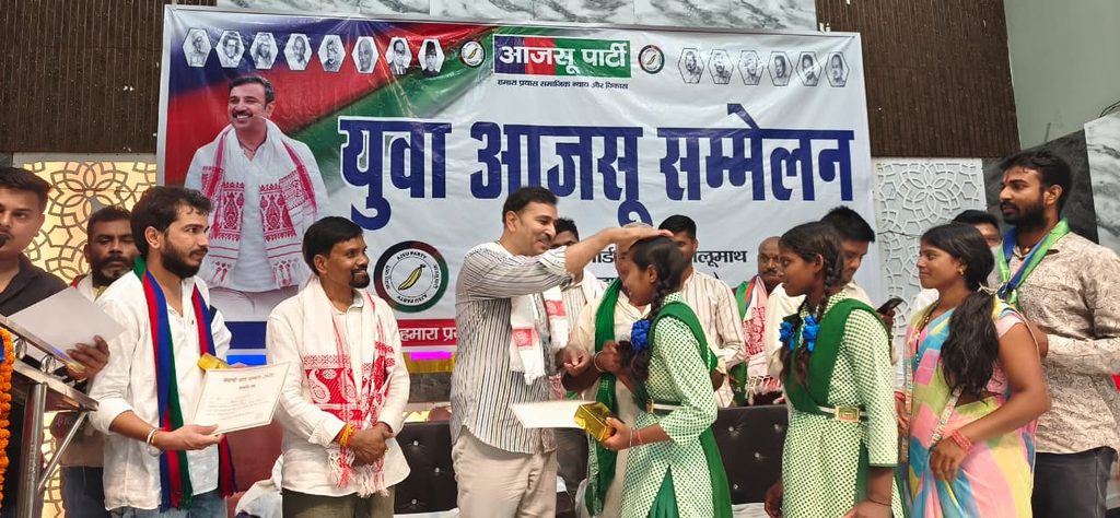 'जमीन केवल मिट्टी नहीं, मां है': सुदेश महतो का सरकार पर सीधा वार