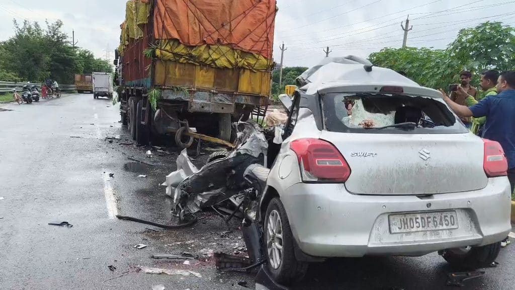 जमशेदपुर सड़क हादसा: मंत्री दीपिका की बेटी की दर्दनाक मौत 1 27705408 hjhdhdjjj