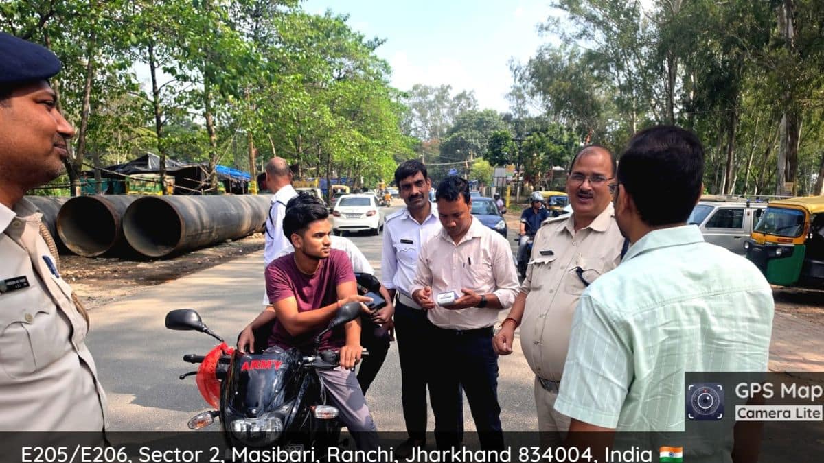 रांची में नाबालिगों की ड्राइविंग पर हड़कंप, 5 वाहन जब्त