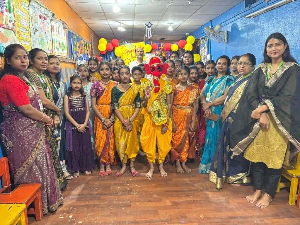 फर्स्ट मार्क पब्लिक स्कूल में गणेश चतुर्थी की धूम, बच्चों के डांस ने मोहा मन 1 फर्स्ट मार्क पब्लिक स्कूल