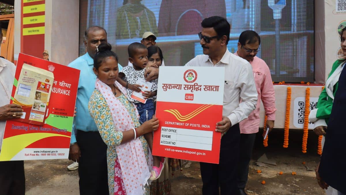 हर घर तक बचत और बीमा योजनाएं पहुंचाने का लक्ष्य