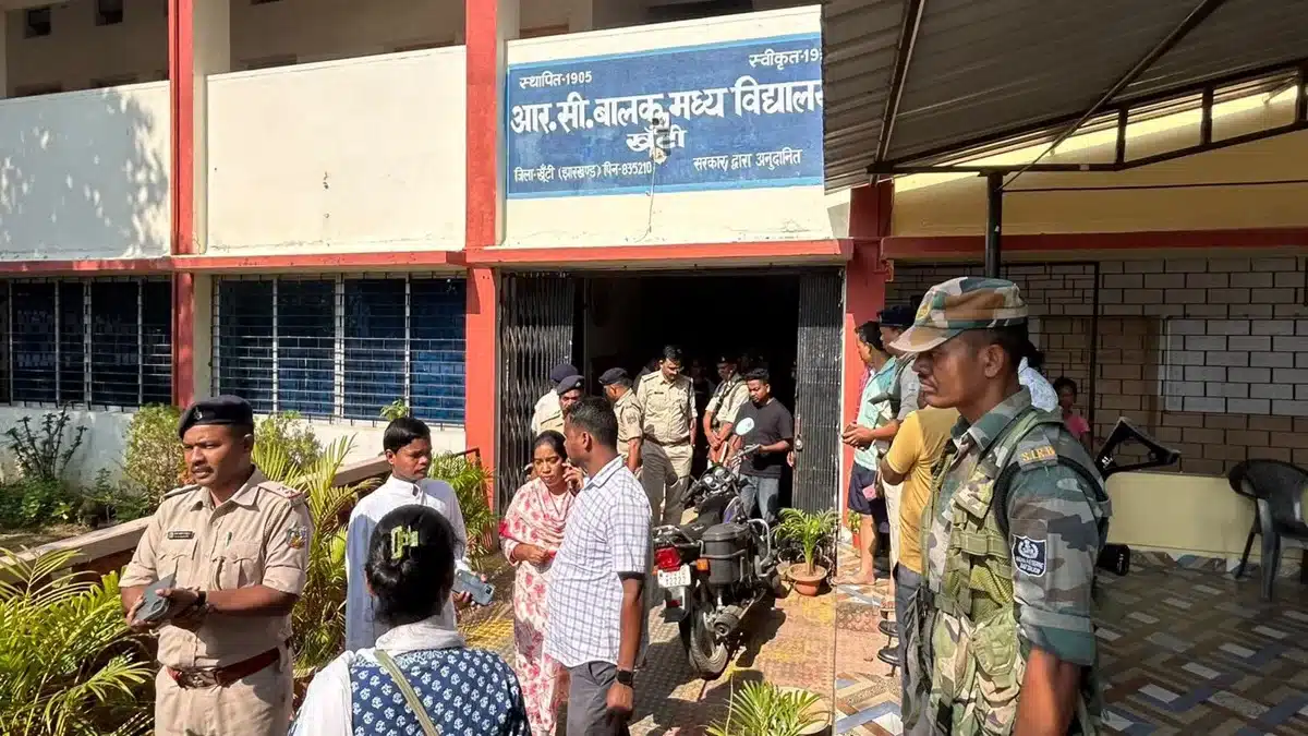 फादर पर हुए हमले की जांच करने पहुंचे एसपी